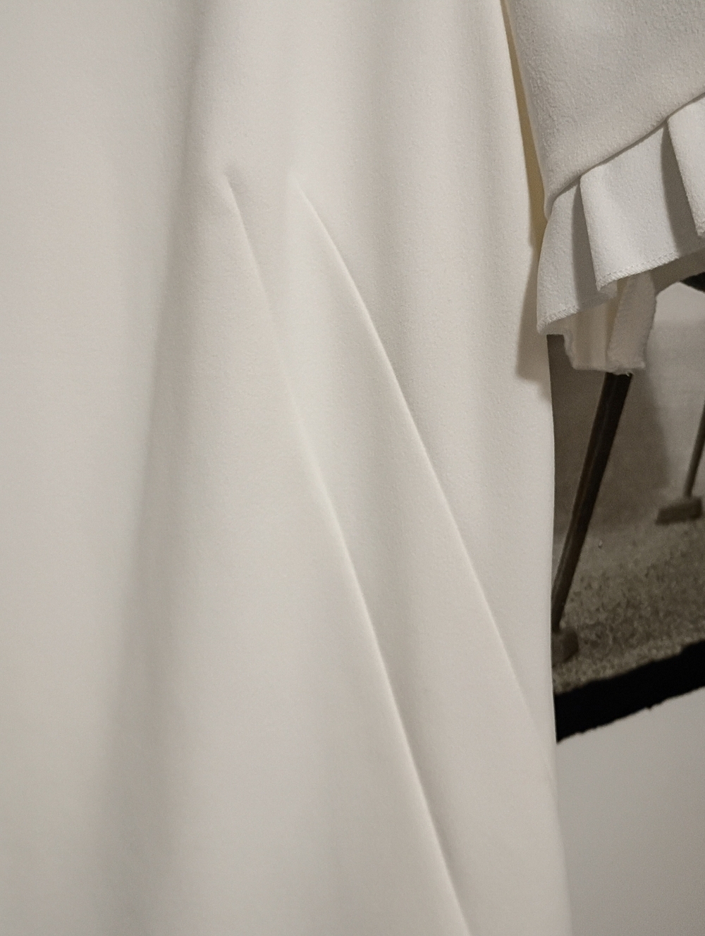 Tommy Hilfiger White Ladies dress With Ruffled Detail On Sleeve edges- Size 12 - Picture 6 of 11